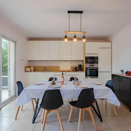 Le Cyrnos By Interhome דירה *