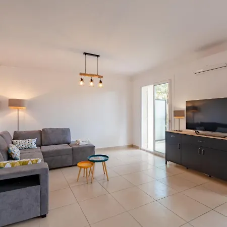 Le Cyrnos By Interhome דירה *
