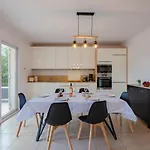Le Cyrnos By Interhome Daire *