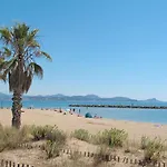Le Cyrnos By Interhome Apartament Saint Aygulf