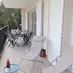 Le Cyrnos By Interhome * Saint Aygulf