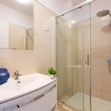 Le Cyrnos By Interhome Appartement